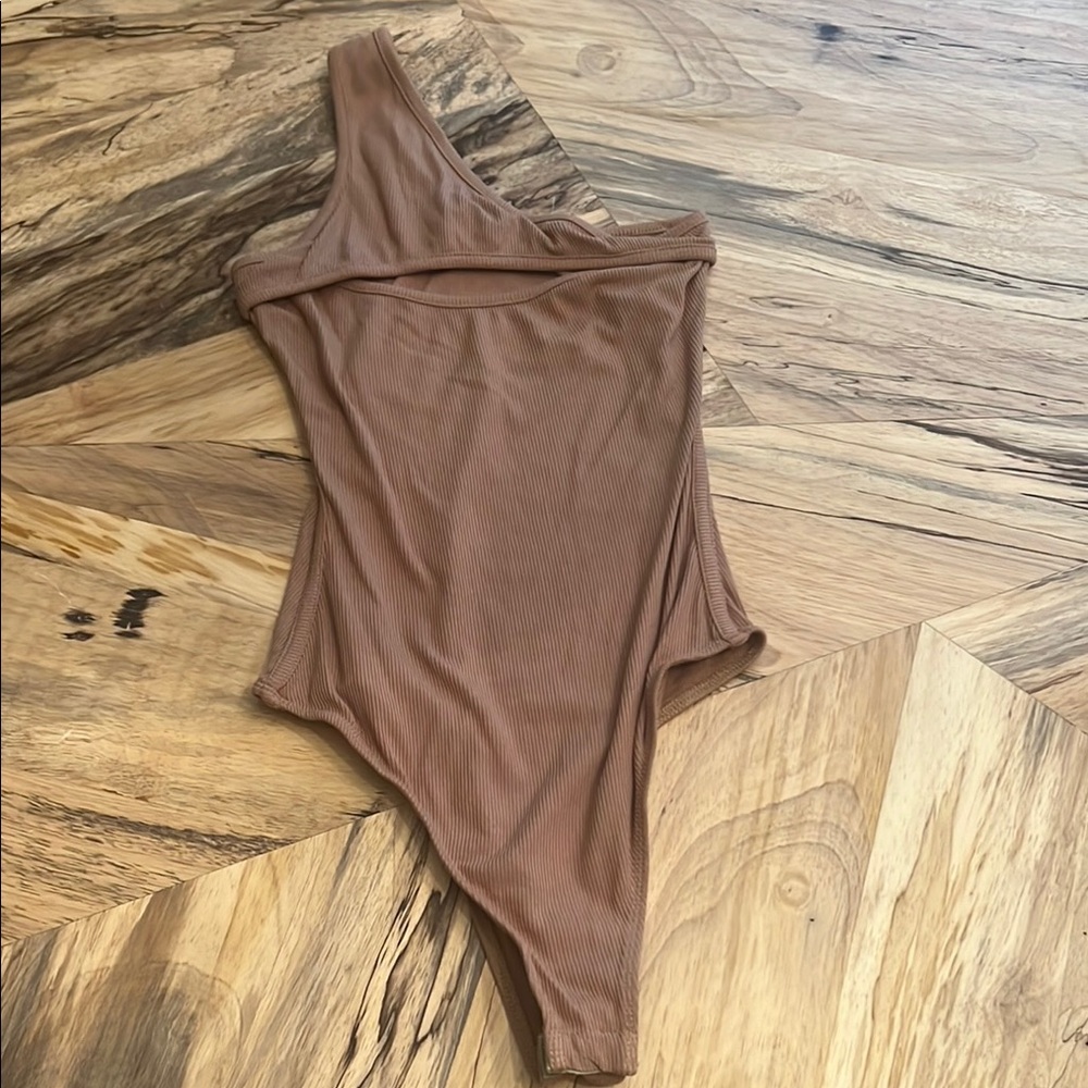 Superdown - One Shoulder Bodysuit